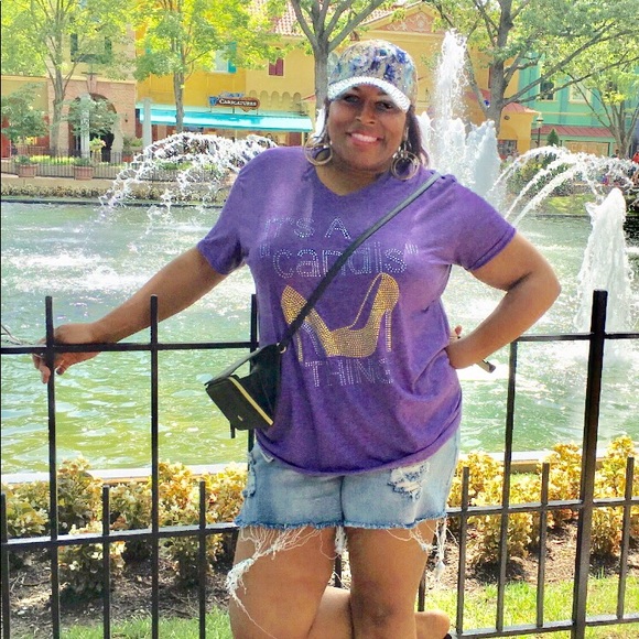 Meet your Posher, L - Picture 1 of 1